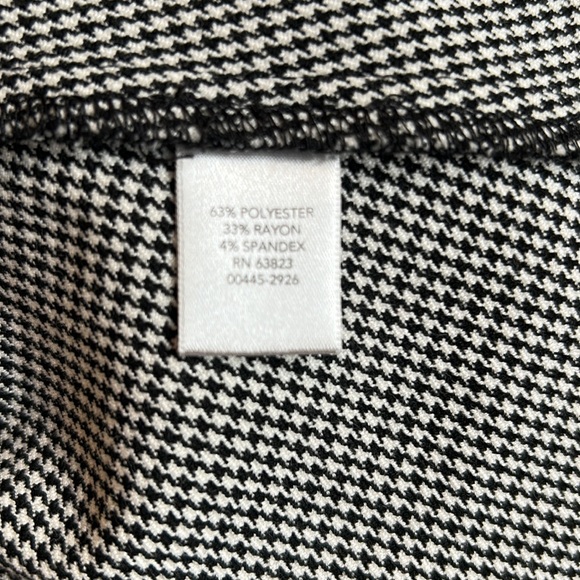 Christopher & banks skirt - Picture 4 of 4